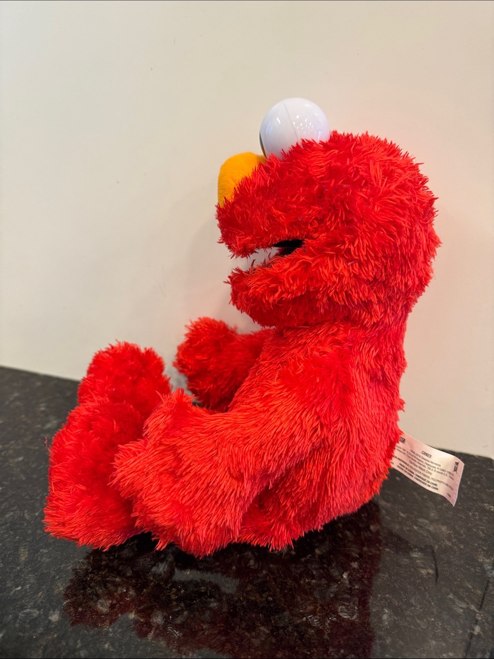 Tickle Me Elmo 2016 C0923 Giggles Shakes Talks Hasbro Sesame Street Plush - Picture 4 of 9